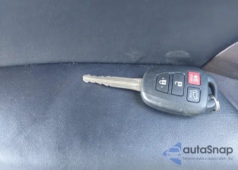 2019 Toyota Highlander Le Plus from USA, damaged, VIN 5TDZZRFH9KS332226